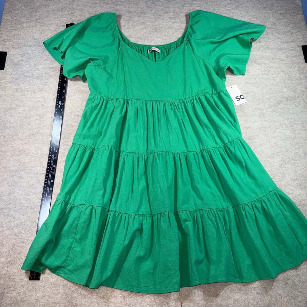 Juniors' Plus Size SO Flutter Sleeve Tiered Mini Dress in Green